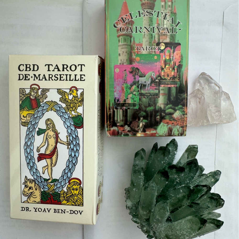 Intro Divination Set - 2 Crystals and 2 Decks of Tarot